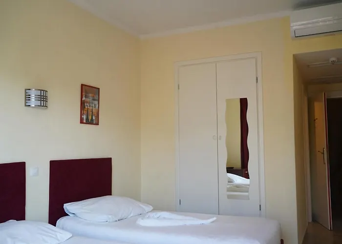 Das Hostal ホステル *