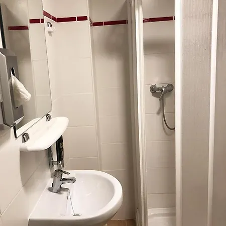 ホステル Das Hostal エル・アレナル